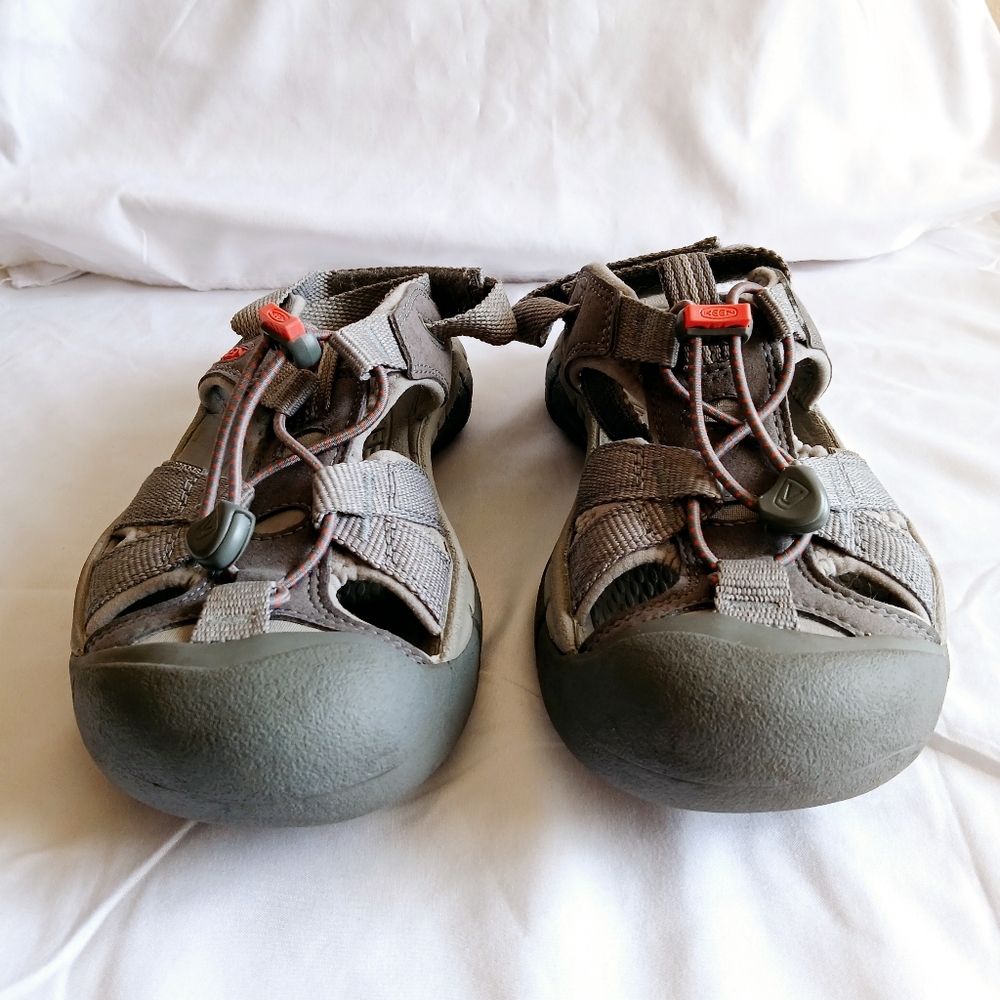 Keen Women's Hiking Sandals Size 6M